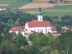 Sogenannte Kirchenburg, ehemaliges Pflegschloss, jetzt Pfarrhof