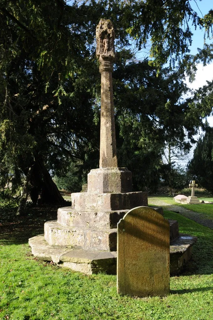 Churchyard cross, Chewton Mendip
