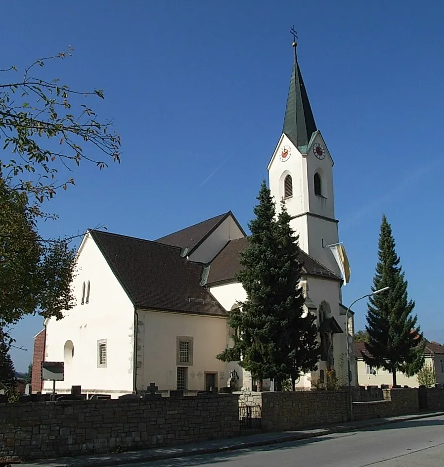 Tiefenbach (Passau), St Margaret Parish Church from south-east.