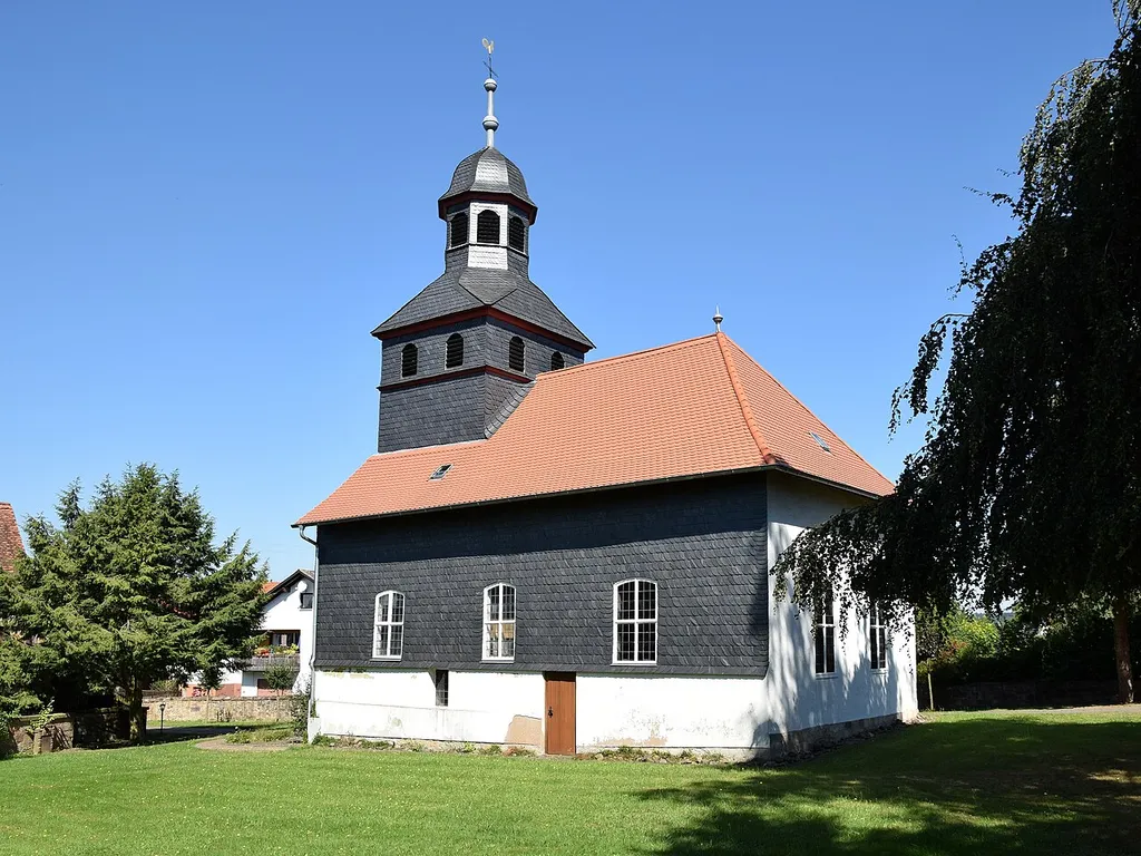 Die ev. Kirche in Sichertshausen