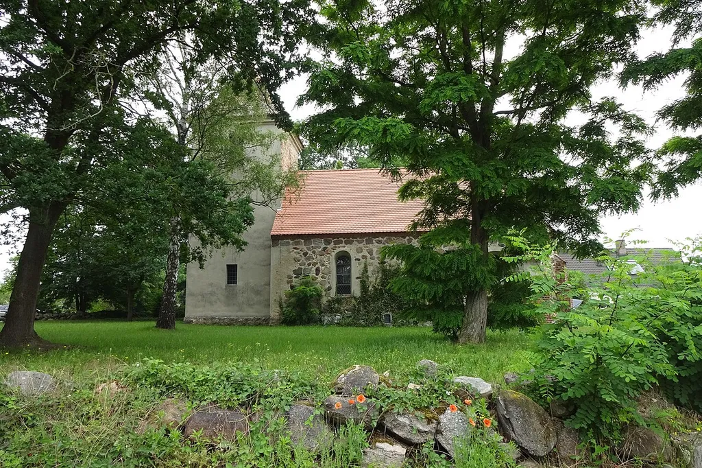 Hilmsen ist ein Ortsteil der Gemeinde Wallstawe im Altmarkkreis Salzwedel in Sachsen-Anhalt.