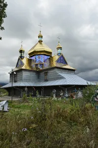Saint Basil of Caesarea church, Chorni Oslavy