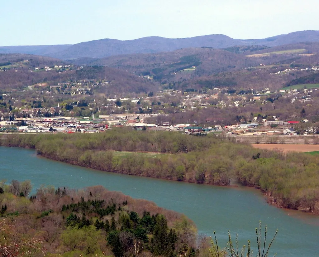 Canfield Island in the West Branch Susquehanna River, as seen from Bald Eagle Mountain. Canfield Island is part of Riverfront Park, Loyalsock Township, Lycoming County, Pennsylvania, USA