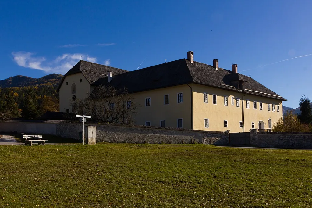 Das Gebäude des Irdninger Kapuzinerklosters 2015