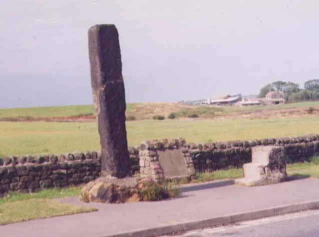 Guidestone, Victoria Road, N of tunnel under L&B airport runway, jct of Warren House Lane