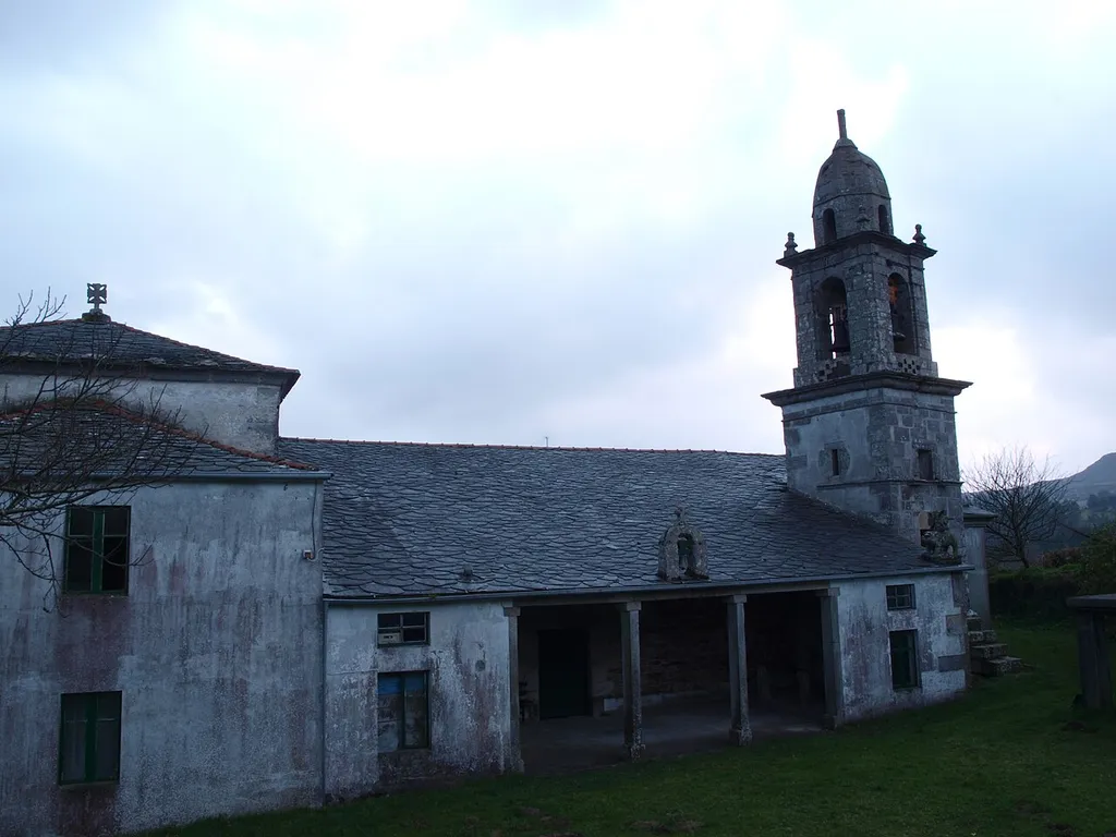 Iglesia de Santa María de Cabanas, en O Vicedo (Provincia de Lugo)