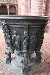 Baptismal font of St. Marien (Stendal)
