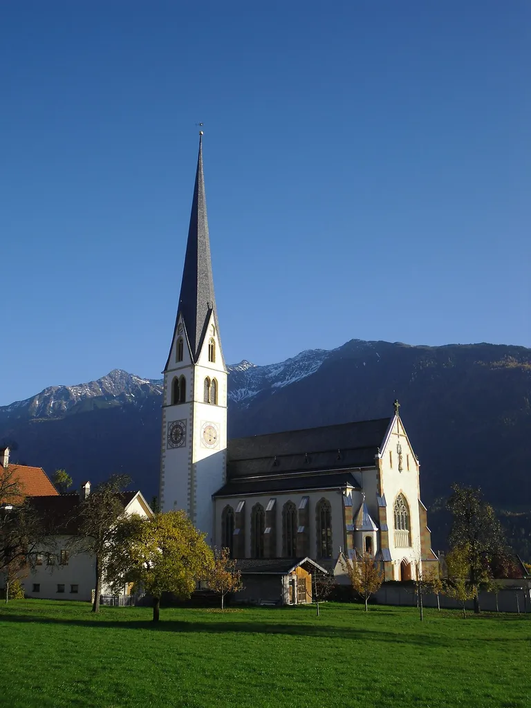 Kath. Pfarrkirche Maria Himmelfahrt