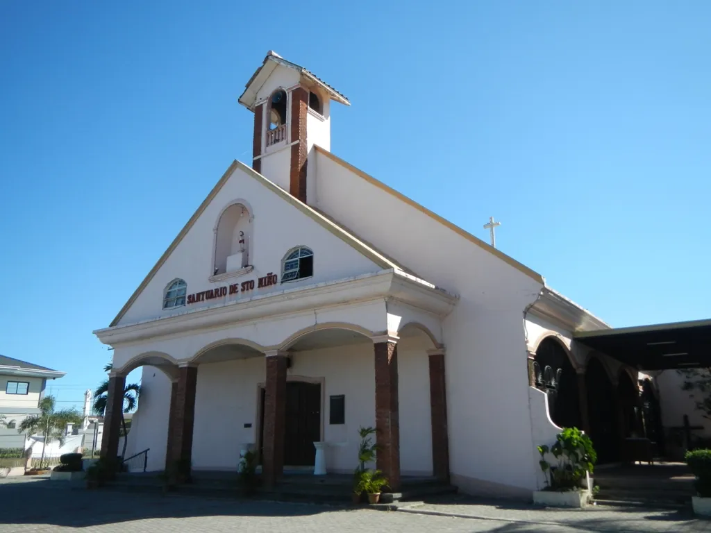 Santuario de Santo Niño (Kapitan Pepe, Cabanatuan City, Nueva Ecija) Barangay Kapitan Pepe, Cabanatuan City, Nueva Ecija from Maharlika or Pan-Philippine Hi-Way.