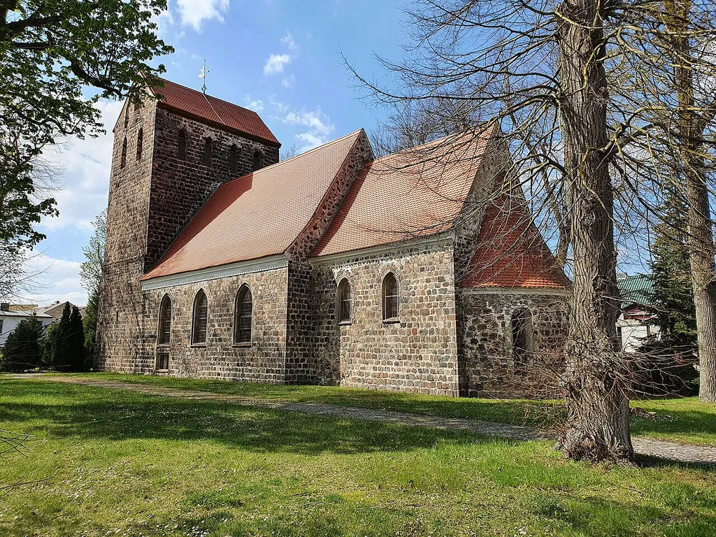 South-eastern view of the church in Herzfelde (Picture: 2022), Rüdersdorf municipality, Märkisch-Oderland district, Brandenburg state, Germany.