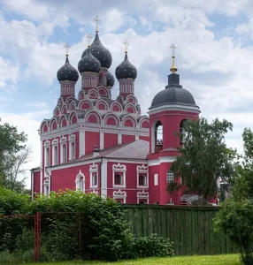 Tikhvinskaya church in Alekseyevskoe