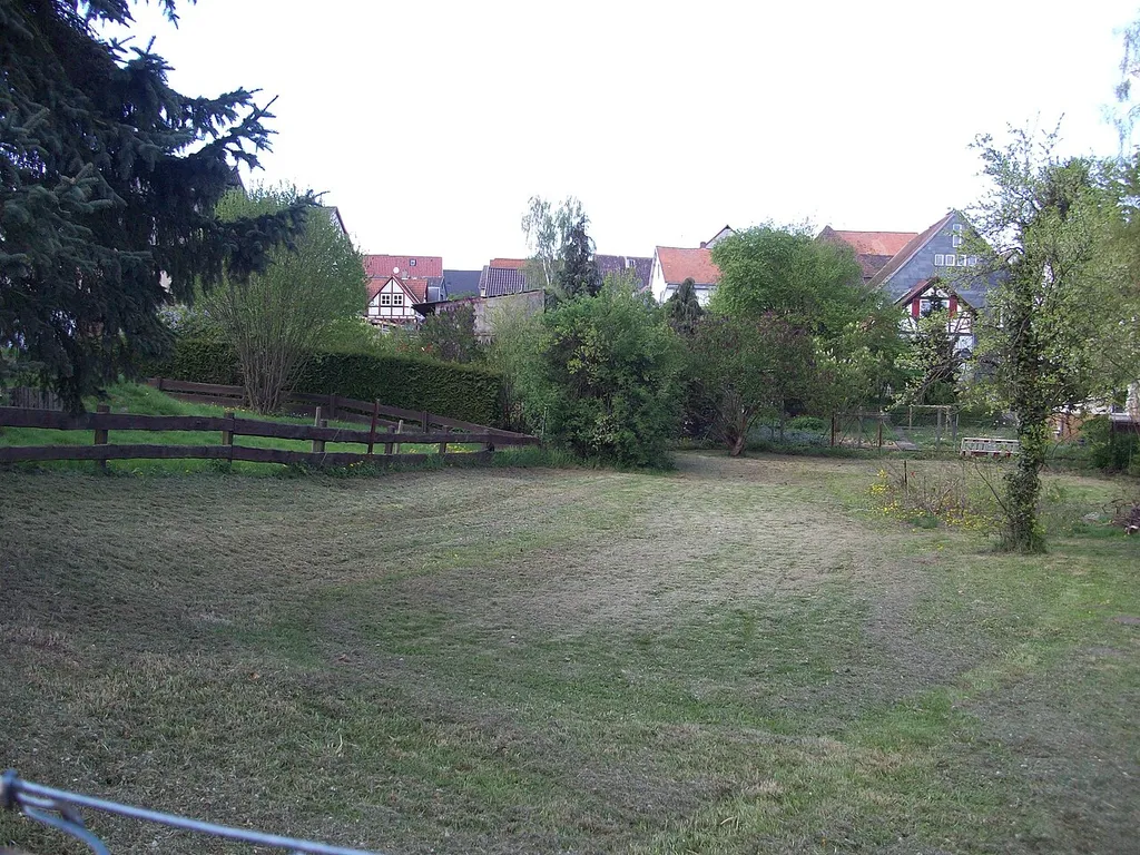 Burgstall Berstadt: in etwa Lage der ehemaligen Burg, heute Burggärten genannt