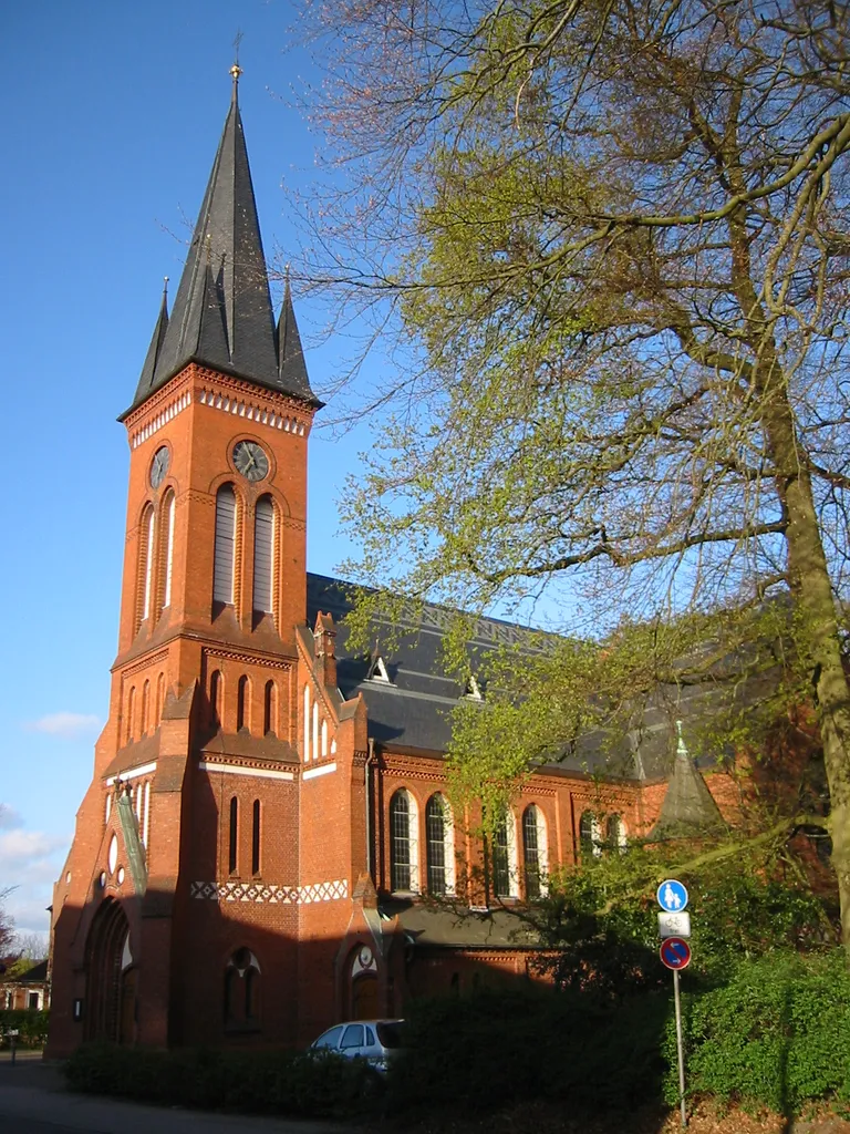 Christus Church in Pinneberg-Germany, Bahnhofstraße 2