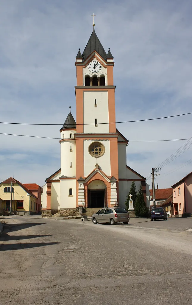 Church of the Exaltation of the Holy Cross in Uhřínov