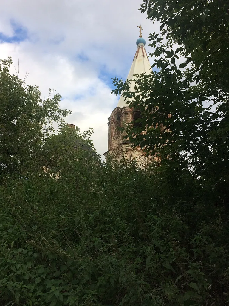 Церковь Происхождения честных древ Креста Господня: на окраине села, Кулаево, Пестречинский район, Татарстан