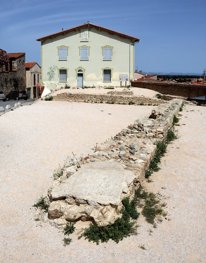 ruins of Elne Cathedral