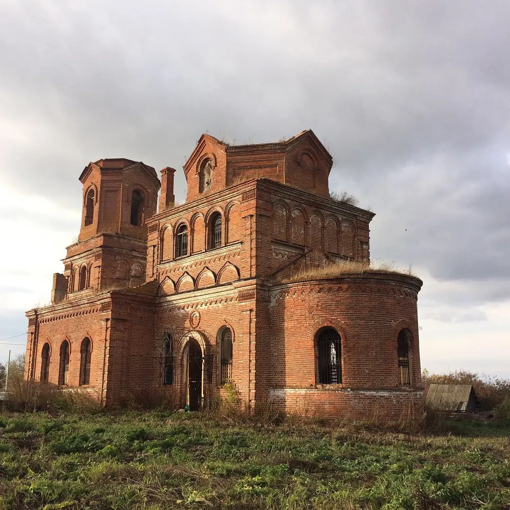 Крестовоздвиженская церковь: Каинки, Верхнеуслонский район, Татарстан