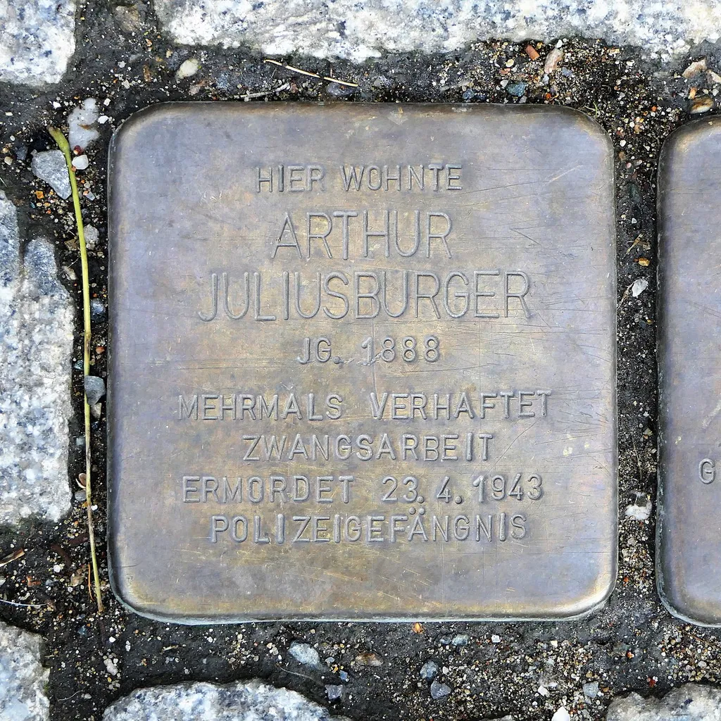 Stolperstein für Arthur Juliusburger, Mansfelder Straße 17, Dresden