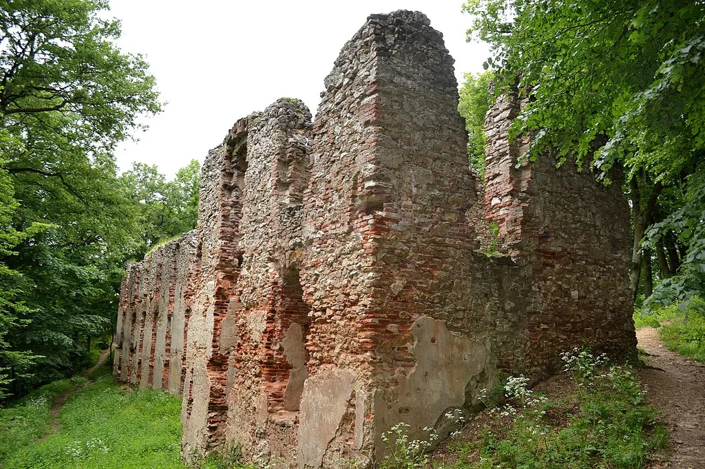 This media shows the protected monument with the number 207-958/1 CHMSK/207-958/1,CHMSK/207-958(other) in the Slovak Republic.