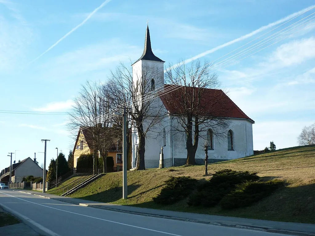 Horní kostel novogotický katolický Panny Marie ve Valtínově