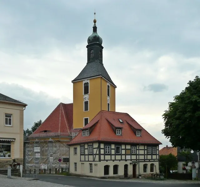 This image shows the church in Hohnstein.