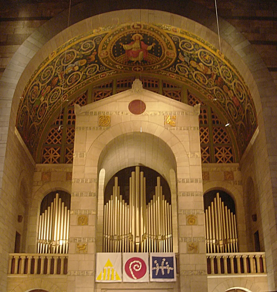 Fountain Street Church organ — Grand Rapids, Michigan.