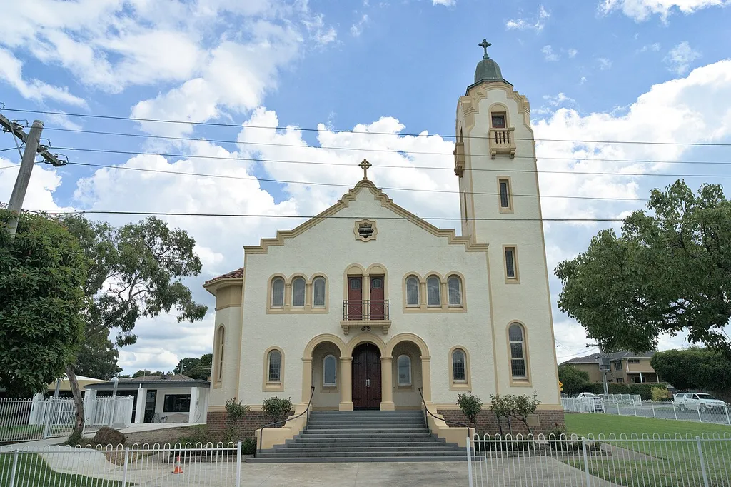 Holy Spirit Church in en:Manifold Heights, Victoria