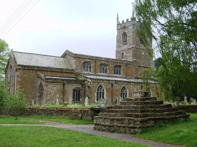 Chipping Warden, Northamptonshire: Church of England parish church of SS Peter and Paul and base of former stone cross