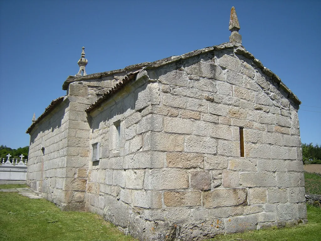 Iglesia de Santa María de Leborei