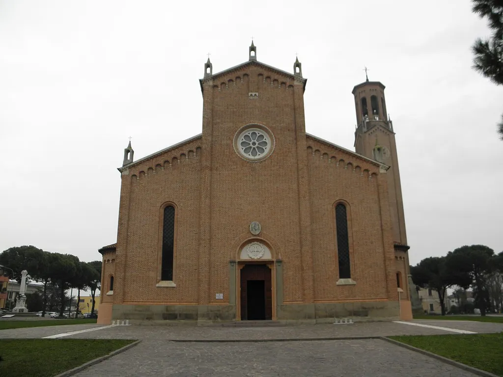 Megliadino San Fidenzio, la chiesa arcipretale di San Fidenzio.