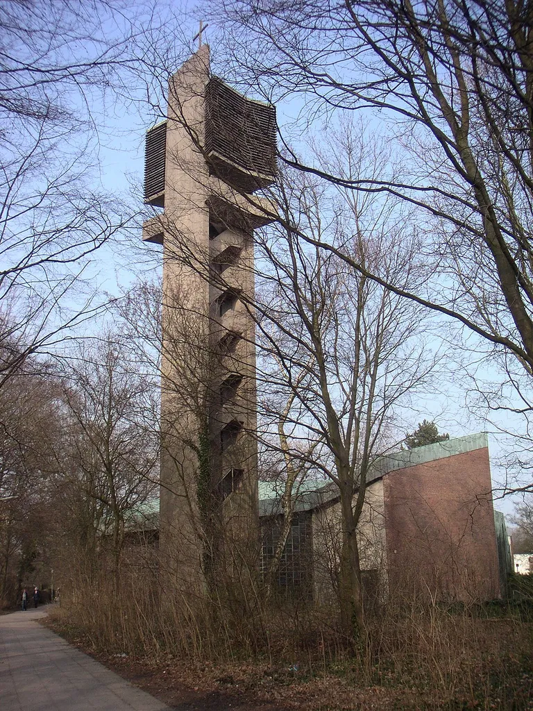 Hamburg, Lokstedt, Petruskirche, Gesamtansicht. Architekt Gert Pempelfort