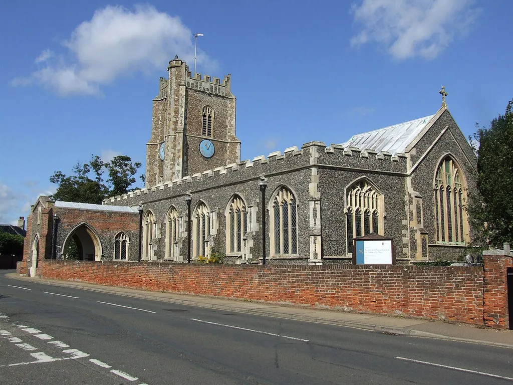 Buried in the churchyard are Benjamin Britten, Peter Piers and Imogen Holst, the only daughter of Gustav Holst.