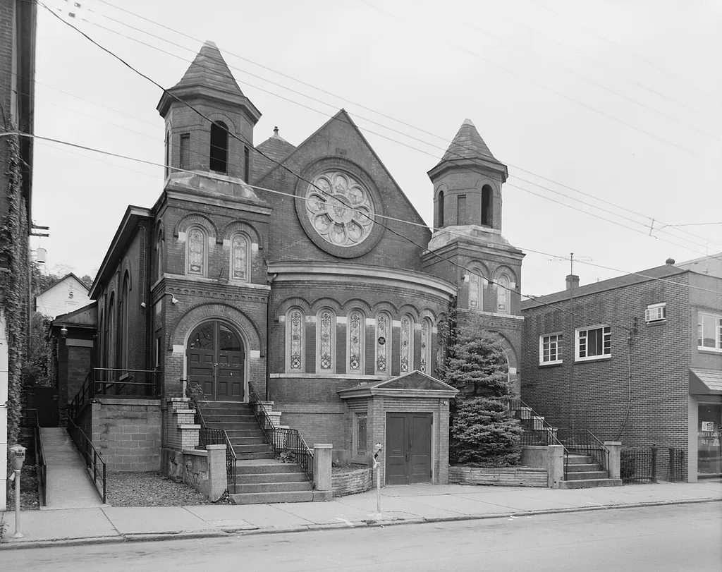 Front of First Christian Church, located at 553 Fallowfield Avenue in Charleroi, Pennsylvania, United States. Built in 1901 and demolished after this photo was taken, it was part of the Charleroi Historic District, a historic district that is listed on the National Register of Historic Places.