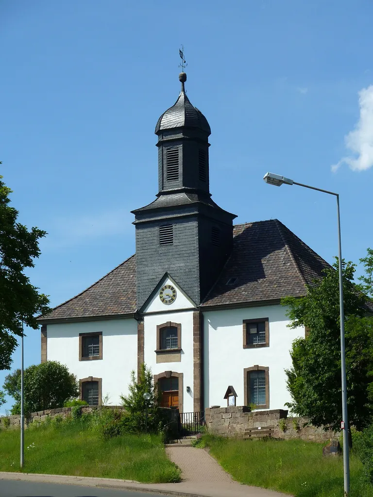 Evangelische Kirche St. Georg in Oberrieden, Stadt Bad Sooden-Allendorf, Nordhessen. Erbaut 1786 (Quelle: http://www.oberrieden-werra.de/kirche.htm ; für das Patrozinium: http://www.bad-sooden-allendorf.de/stadtportrait/articles/Ortsteile.html)