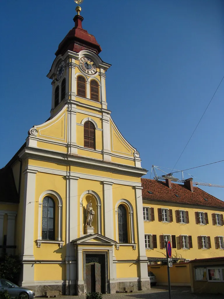 Kath. Pfarr- und Klosterkirche hl. Johannes der Täufer am Graben