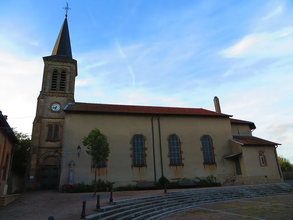 Bénestroff l'église Saint-Cômes-et-Saint-Damien
