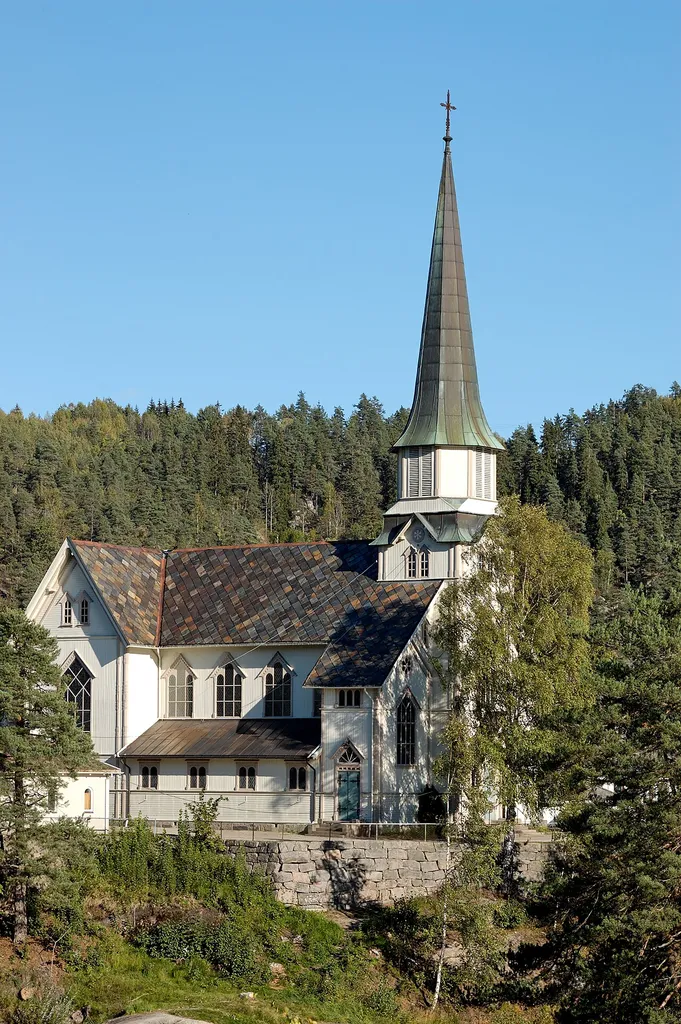 Skotfoss kyrkje i Skien i Telemark en: Skotfoss church in Skien, Telemark, Norway