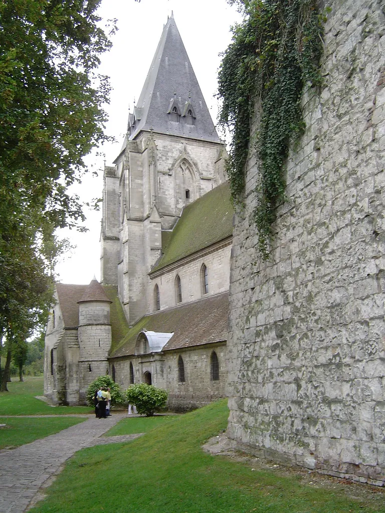 Château de Picquigny, côté église