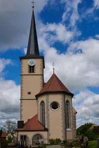 Katholische Pfarrkirche Sankt Georg und Sankt Walburga