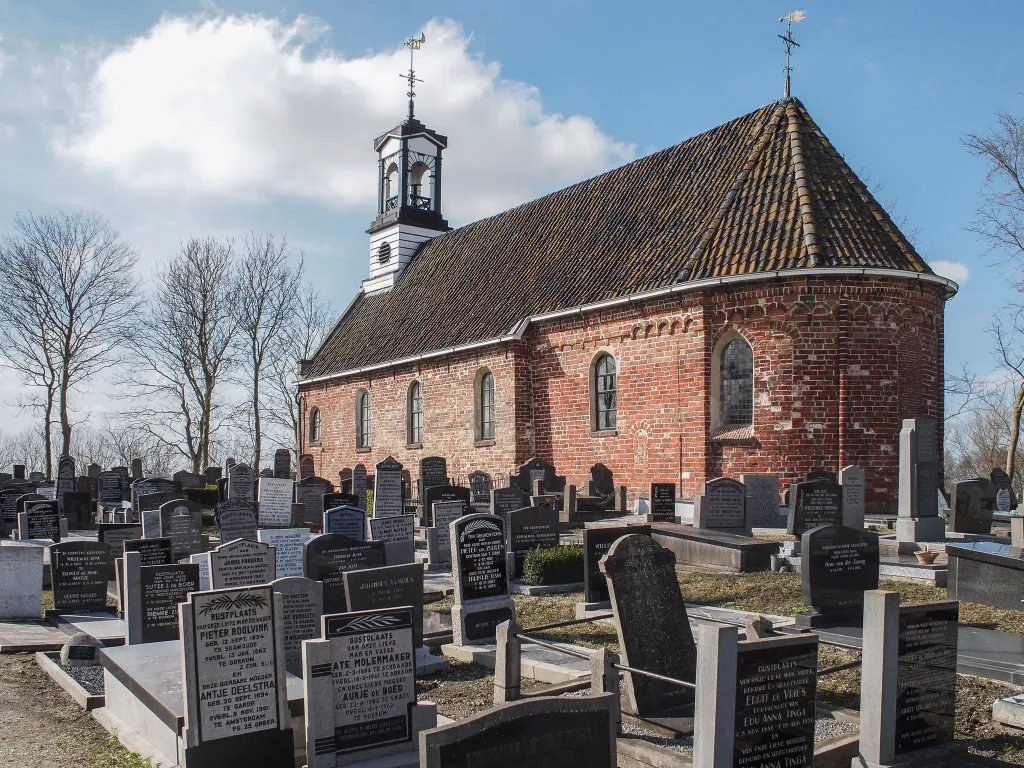 This is an image of rijksmonument number 31553Information from structured data: location of creation: Dongeradeel→Friesland→Netherlands depicts instance of: Catharinakerk, Aalsum→church building→type of building→classification scheme→variable-order class