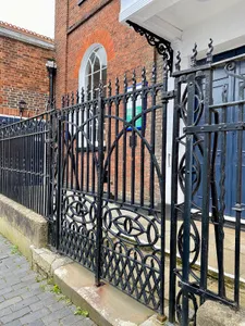 Gates and railings to Congregational Church