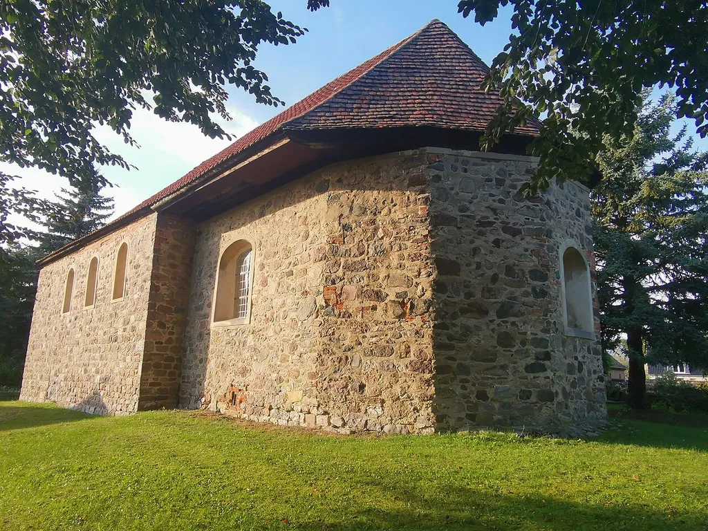 Denkmalgeschützte Dorfkirche Hohenlobbese