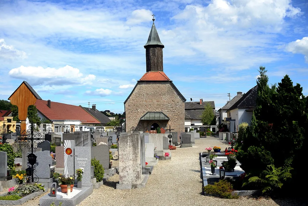 Friedhofskapelle in Aschach an der Donau