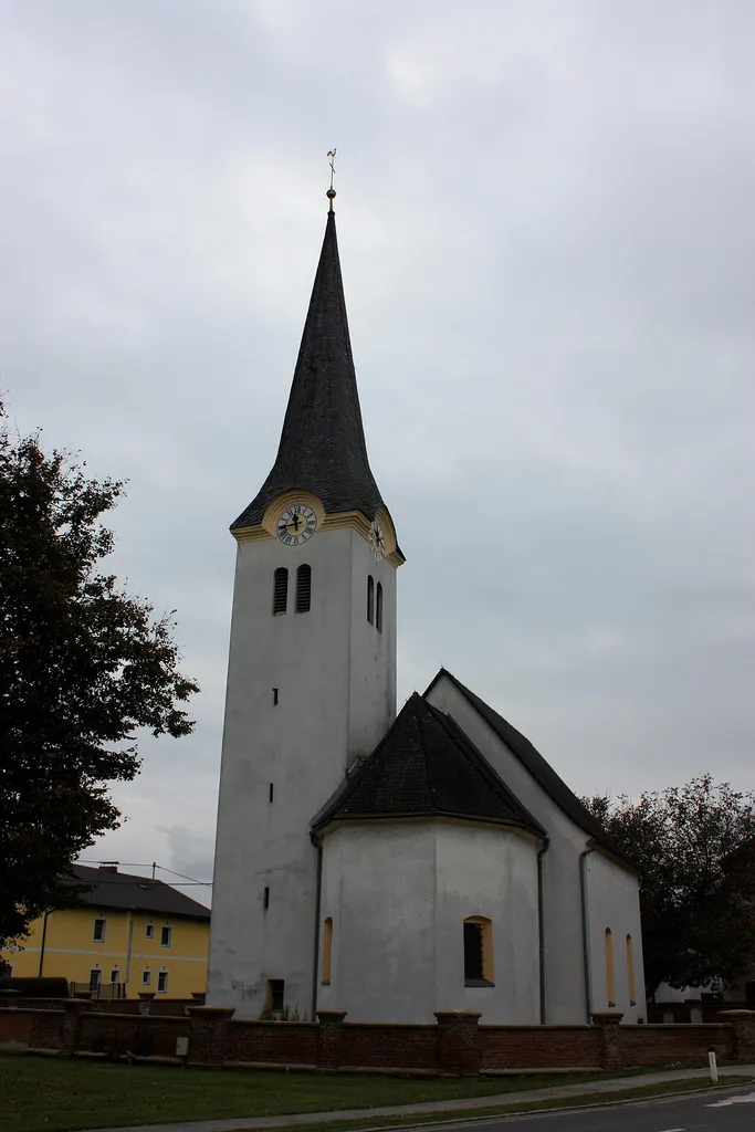 Subsidiary church Saint John and Saint Paul Locality: Jakling Community:Sankt Andrä