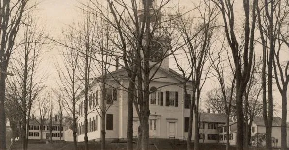 Unitarian Church, Belfast, ME; from a 1909 postcard. Known as the First Church, it was erected by master-builder Samuel French and dedicated on November 15, 1818.