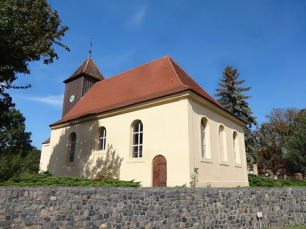 Die Dorfkirche Löwenbruch ist eine Saalkirche aus dem Jahr 1716 in der Stadt Ludwigsfelde im Landkreis Teltow-Fläming im Land Brandenburg. Im Innern stehen unter anderem ein Kanzelaltar aus dem Jahr 1719 sowie eine Taufe aus dem Jahr 1670.