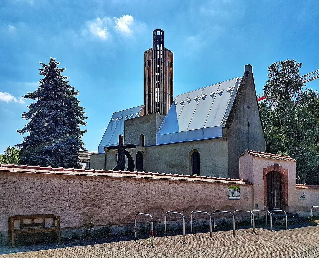 Markkleeberg/Saxony, district of Zöbigker: Kirche Zöbigker known also as Fahrradkirche Zöbigker (bicycle church), exterior view from north-west (2024);