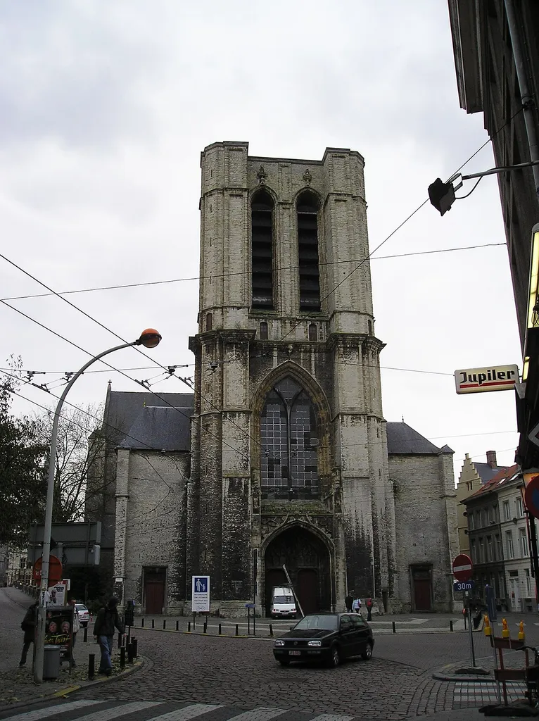 This church was mainly build between 1440 and 1480, but finisched only in 17 century. However, the tower was never finished.