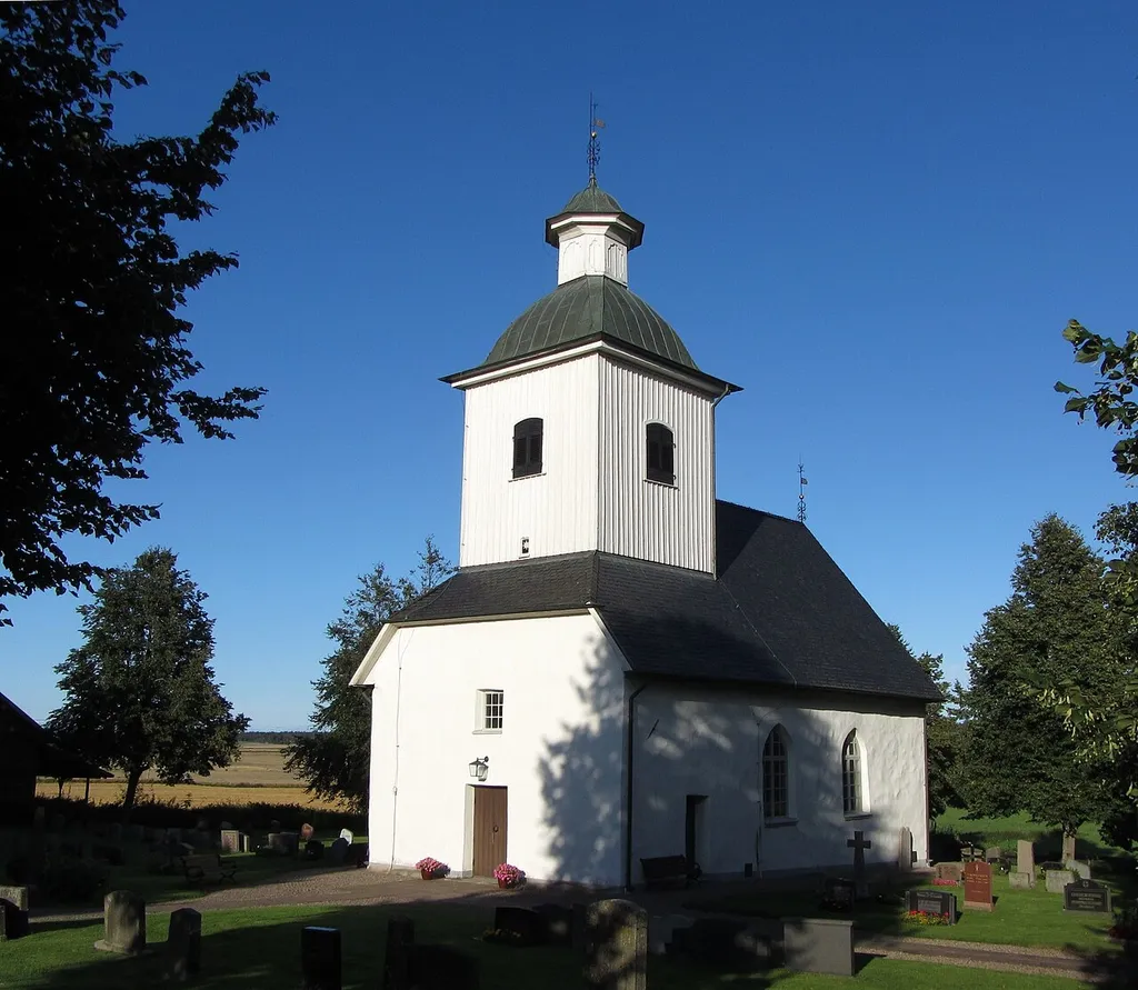 Böja kyrka i nordligaste delen av nordvästra Skövde kommun i Västergötland. Kyrkan ligger mellan Skövde och Mariestad nära Timmersdala och Lerdala tätorter.