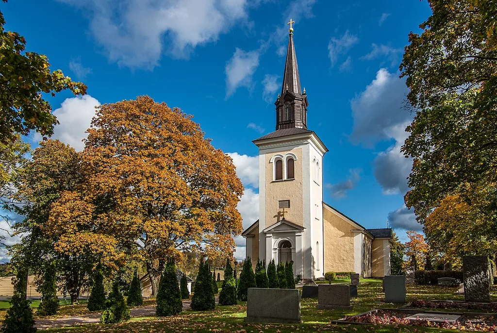 Kyrkefalla kyrka (Tibro kyrka) i Tibro kummun tillhörande Skara stift.